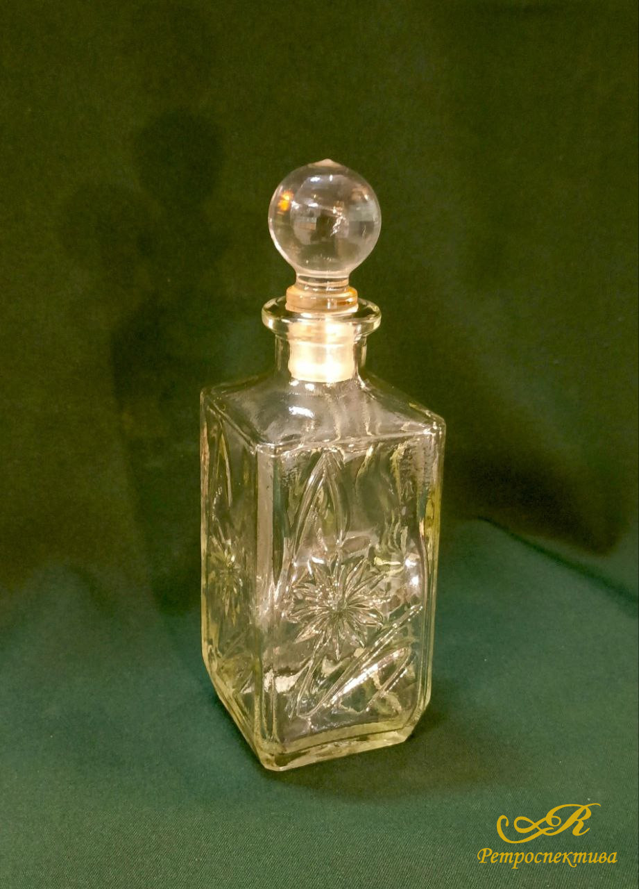 Графин с крышкой, штоф стекло Мальцов, ХХ в.