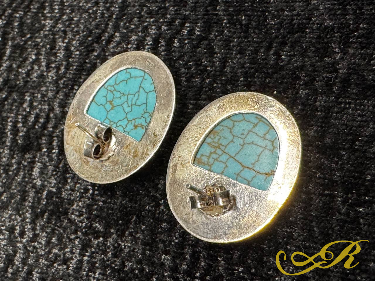  Винтажные серьги гвоздики из серебра 925 пр, камень бирюза. Вес изделия 10,6 гр.