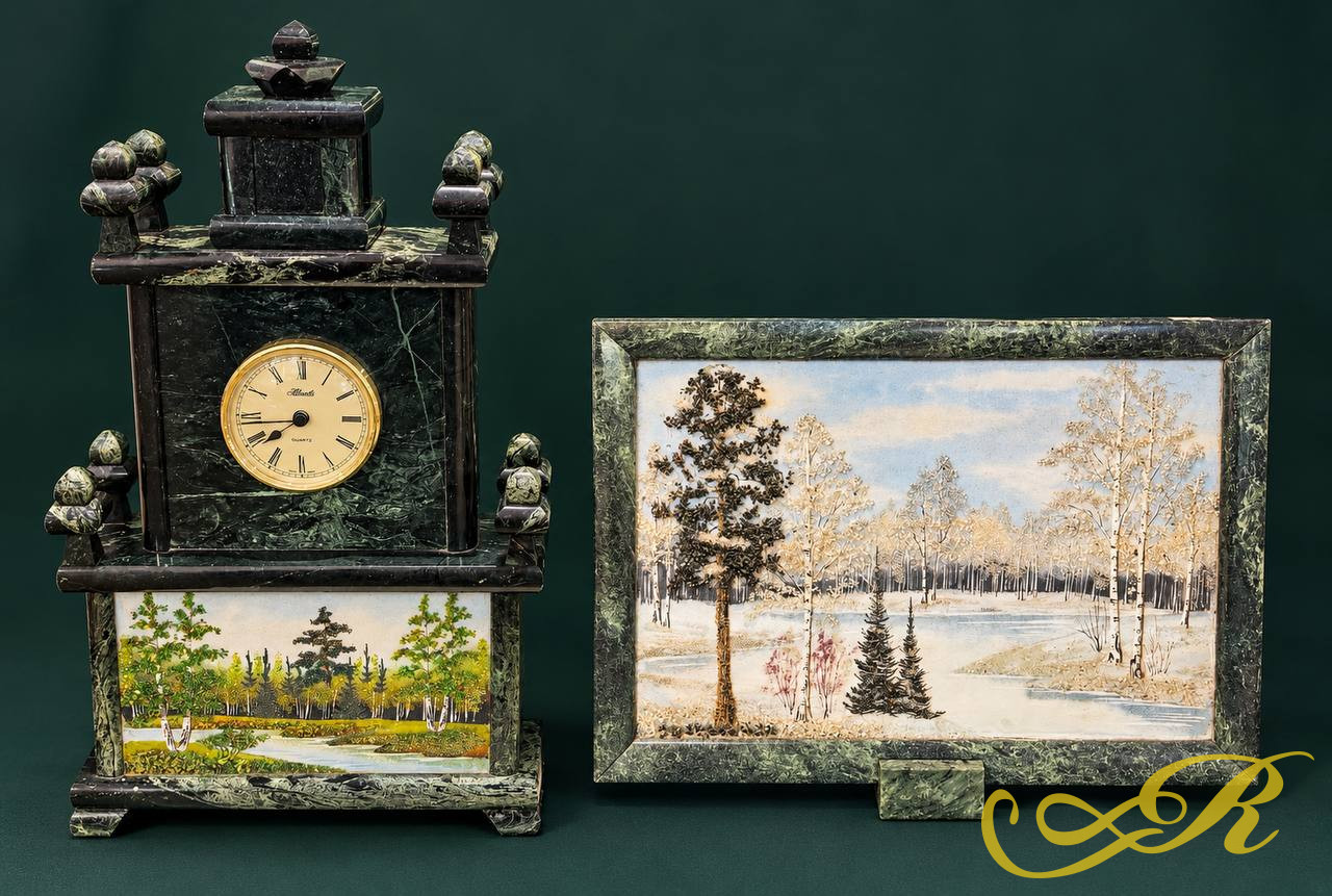  Часы и пейзажное панно, камнерезный интерьерный комплект, змеевик