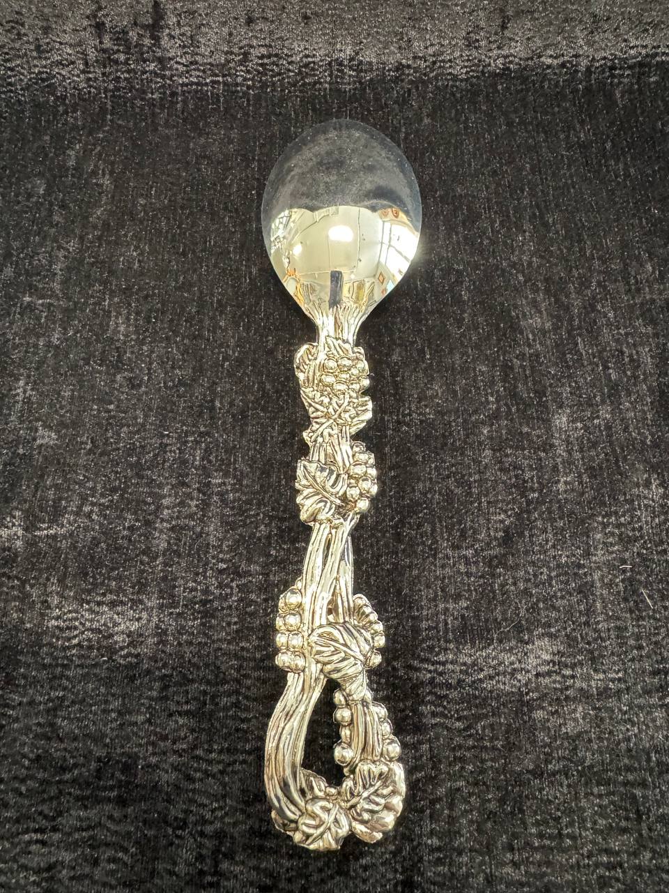  Ложка для салата. Материал: никель с серебрянным покрытием.