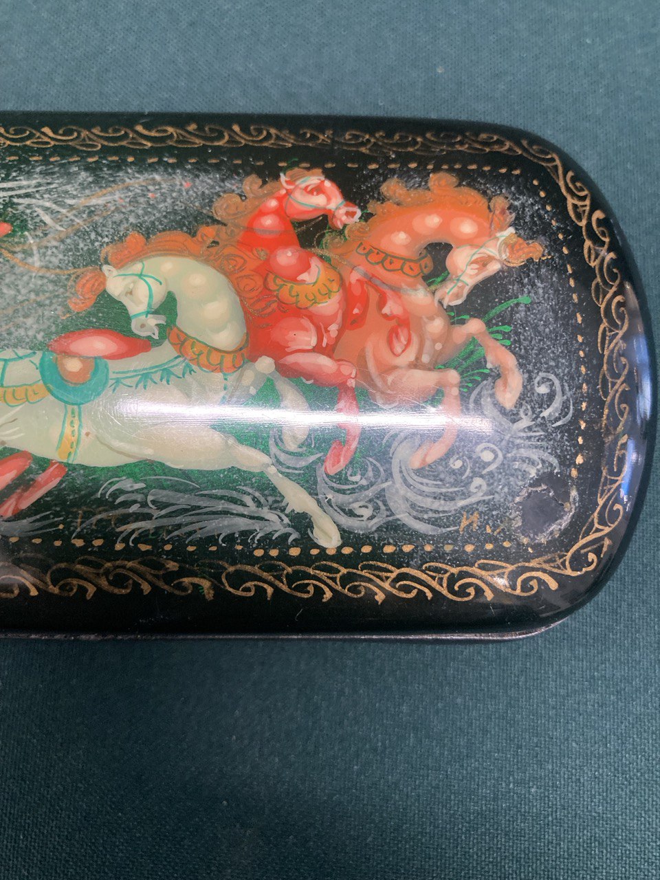 Очечник . Пластик, роспись,лак. СССР.