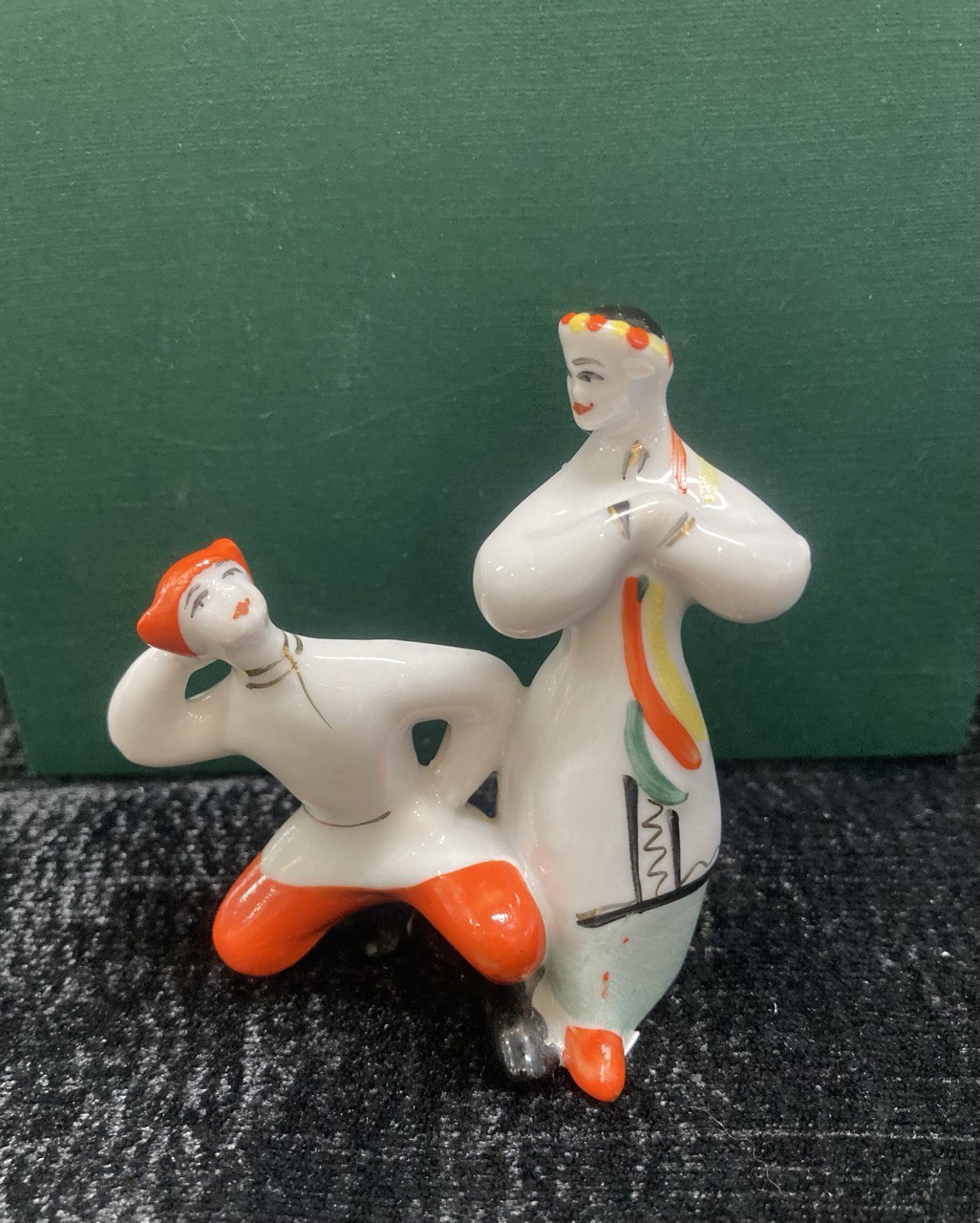 Фарфоровая статуэтка "Танец гопачок"  Полонский завод художественной керамики. Полонский  ЗХК , СССР, 1970-1990 г.
