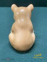 Фарфоровая фигурка " Медвежонок с медом" ЛФЗИ 1950 - 1960 г.г.