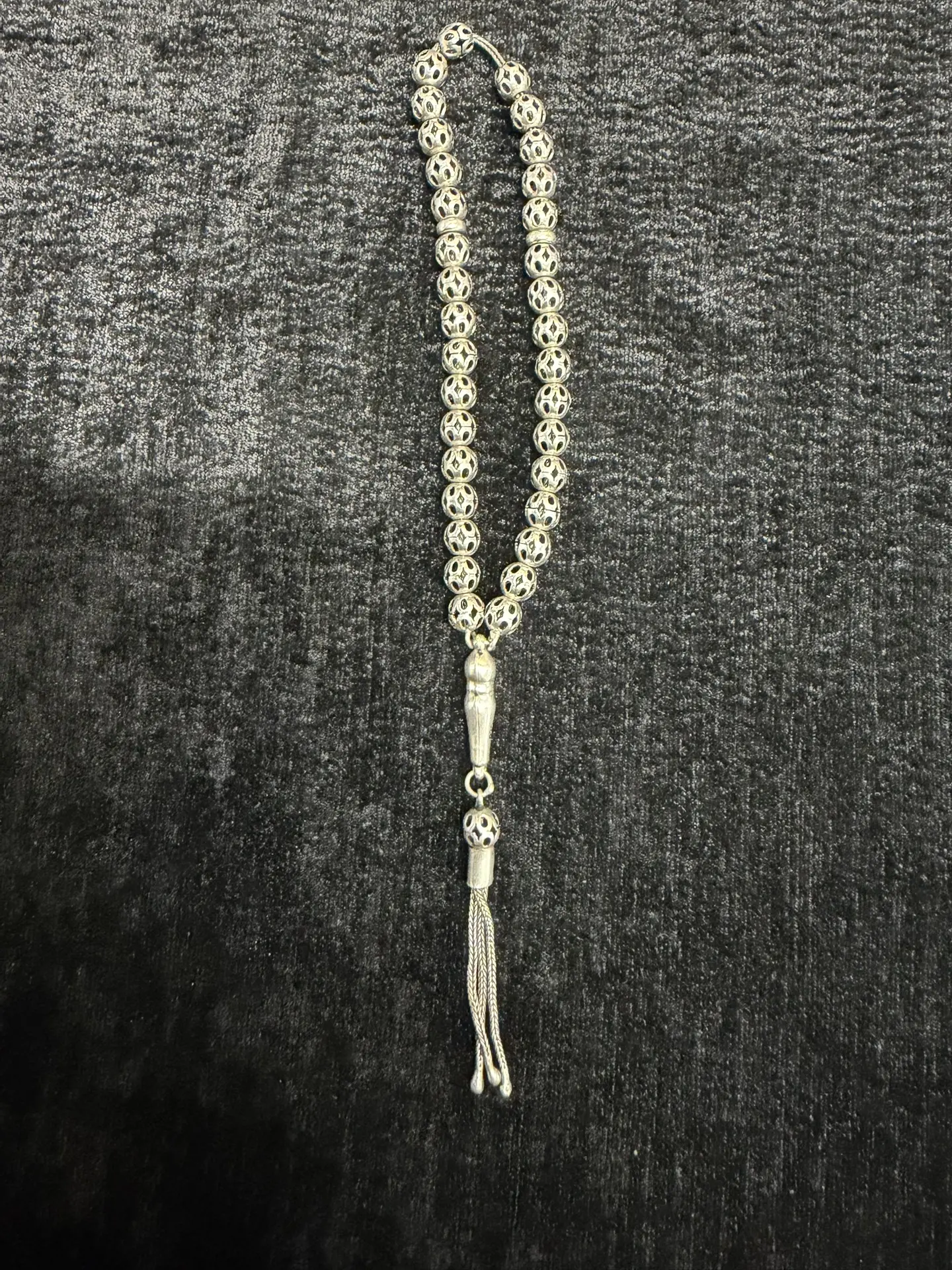 Серебряные четки, тасбих. 33 бусины. 925 пр. 17,3 гр.