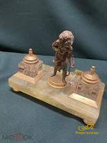 Письменный набор : чернильница и 2 подсвечника.  Бронза,оникс,стекло. Высота 14 см