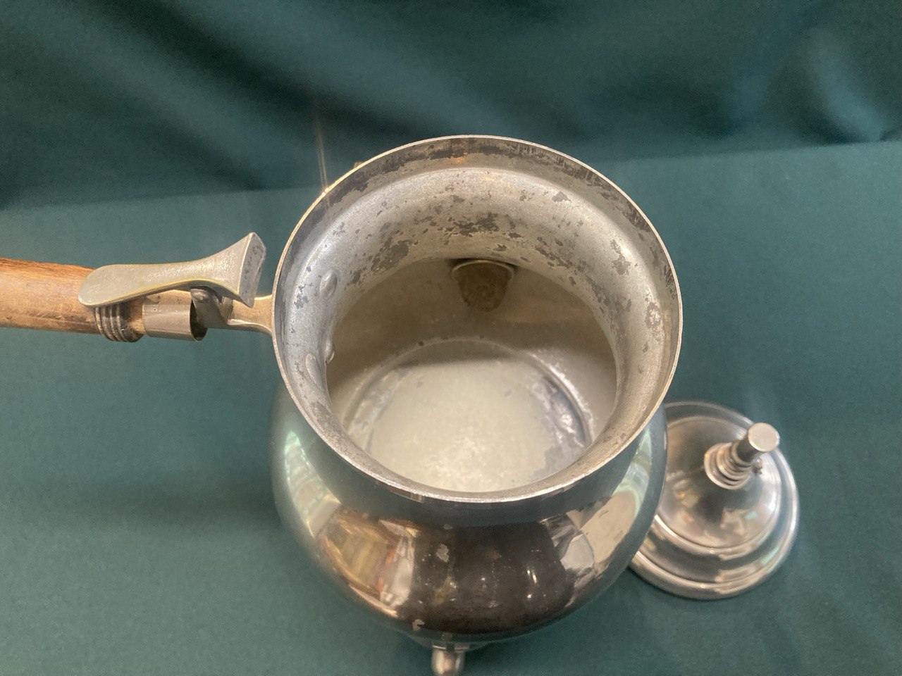 Бульотка со свистком, на спиртовке.Англия.