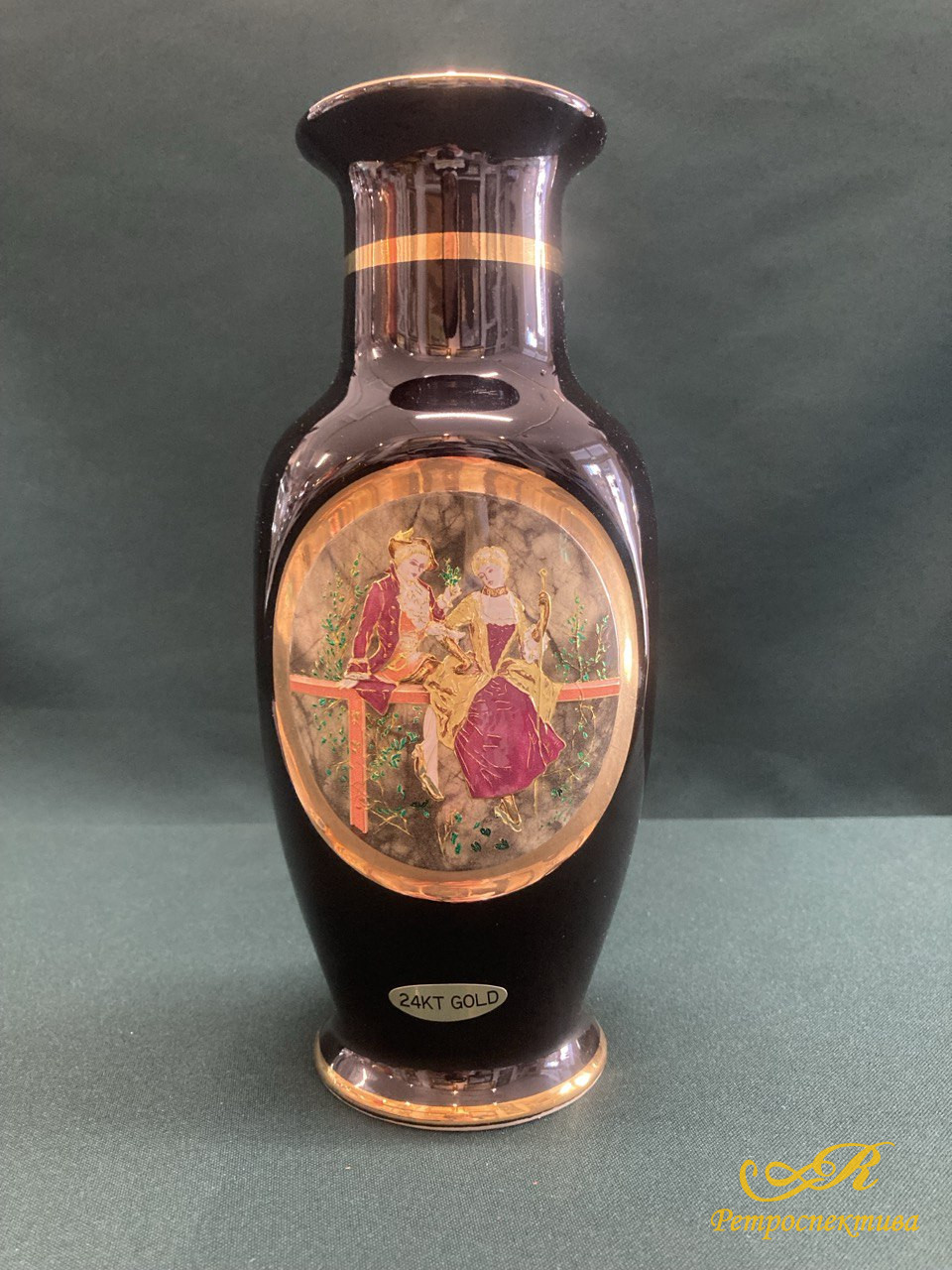 Ваза для цветов.  Япония. С использованием золота 24 карата.