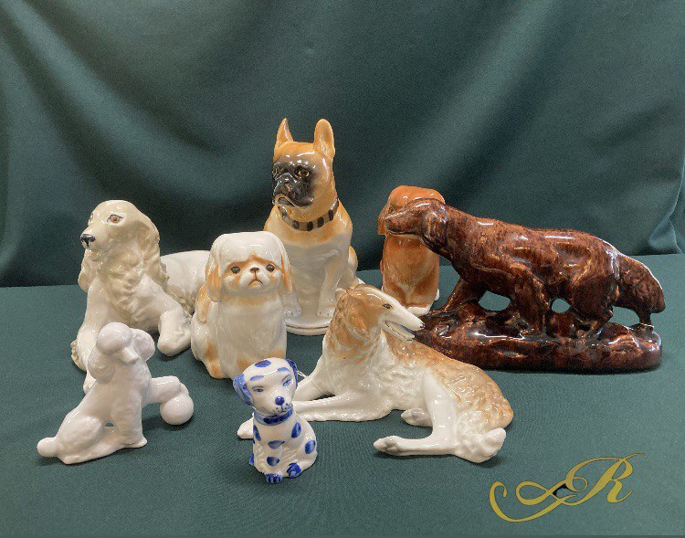 Фарфоровые фигурки " Собачки".