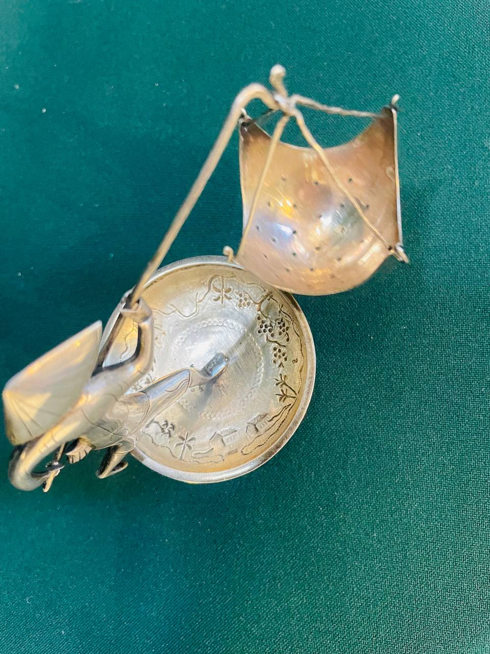 Заварник, Вьетнам, 1951 год, серебро