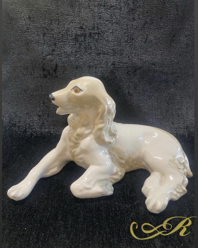 Фарфоровая фигурка "Спаниель". СССР