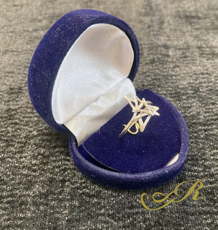 Кольцо серебро.