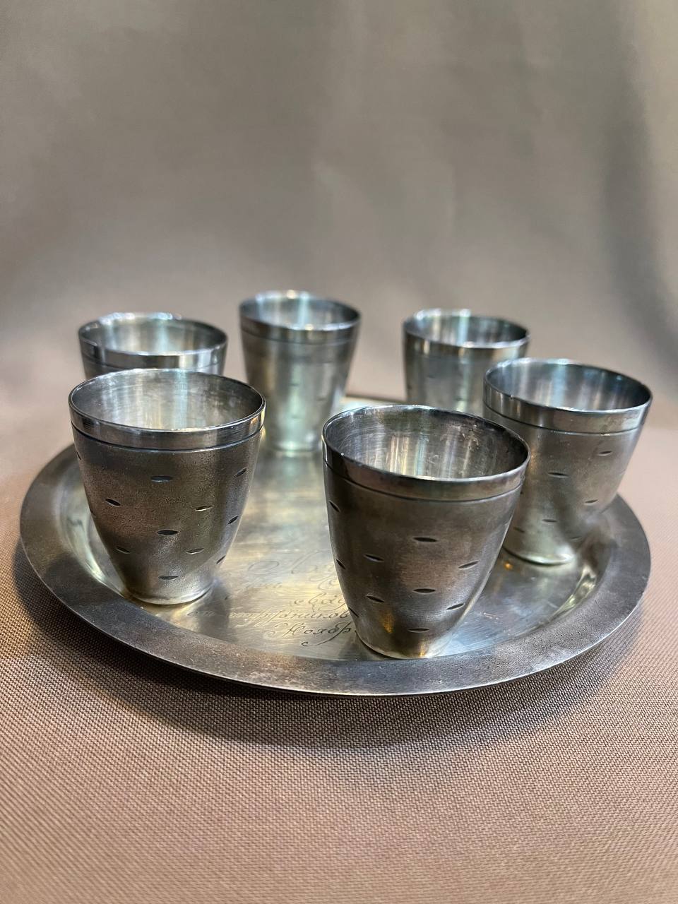 Набор рюмок с тарелкой, мельхиор