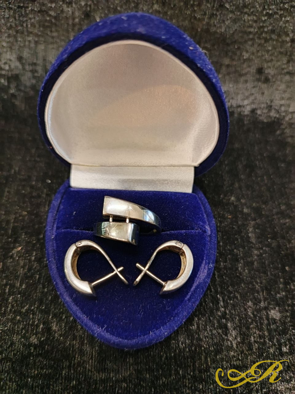 серебряный набор, кольцо, серьги. 925 проба. 8 гр