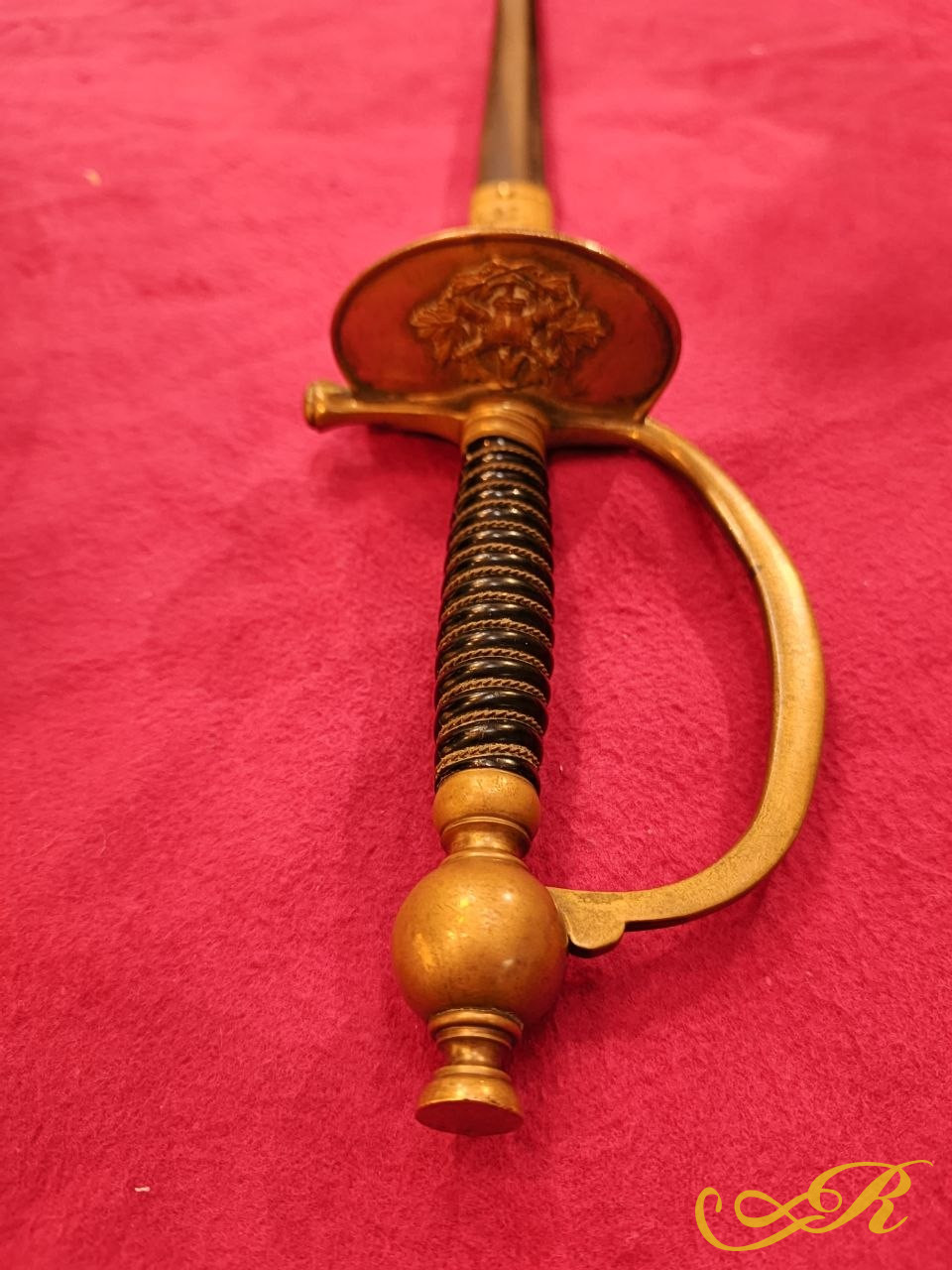  Сабля с ножнами Европа . Клеймо в виде сабли 95 см