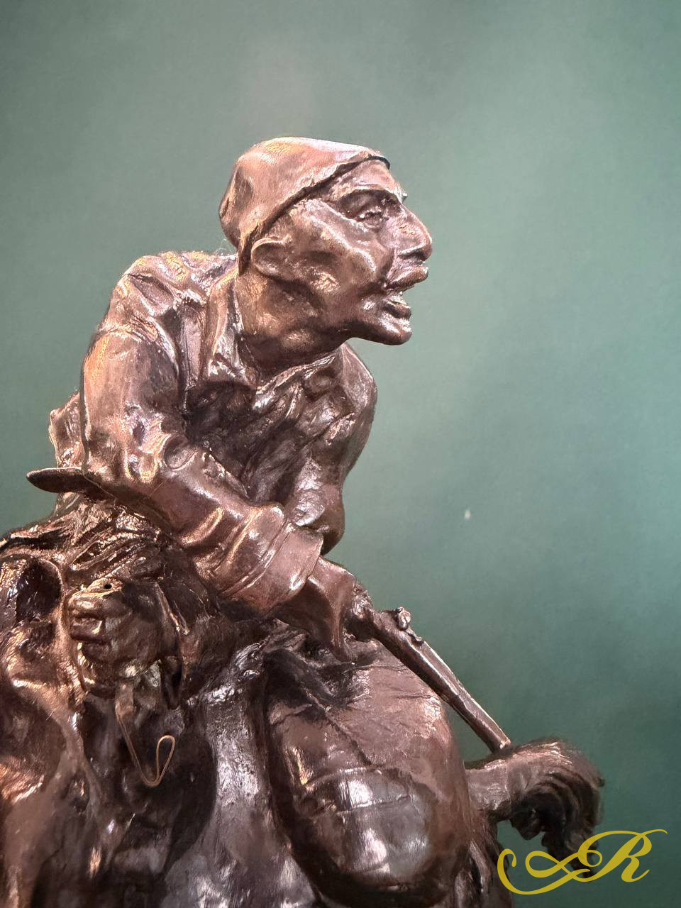 Скульптура  Скотокрад, Охотник и корова, начало ХХ в.,Василий Грачёв 