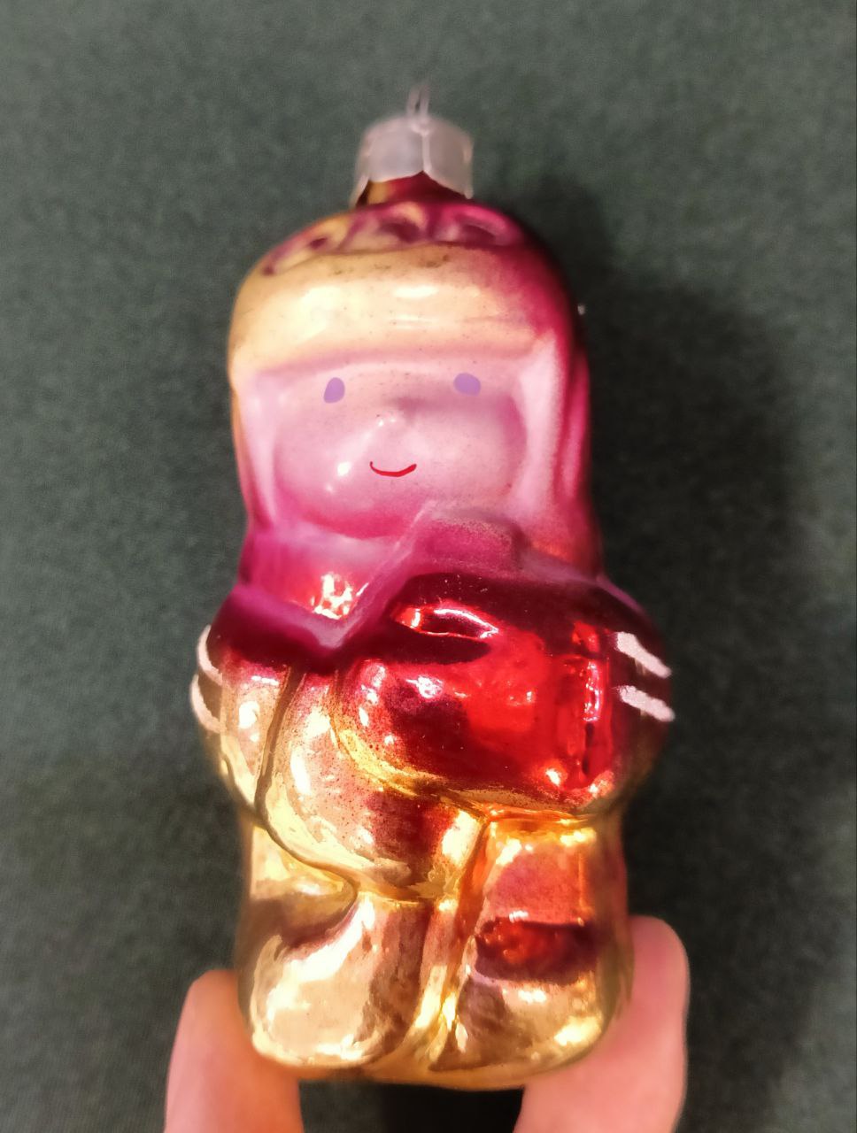 Елочная игрушка «Хоккеист», 9х4,5 см, редкая