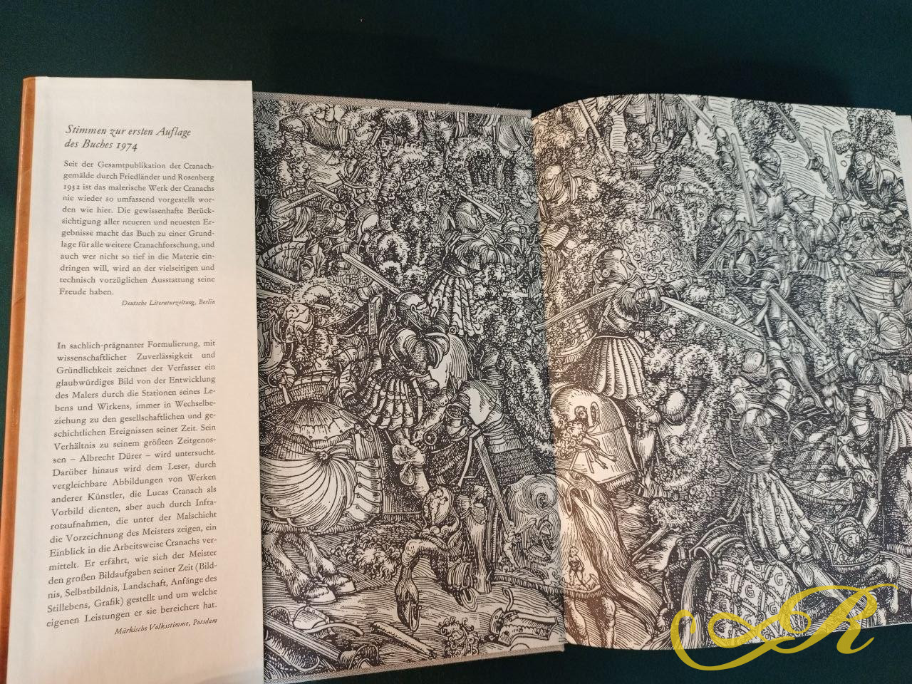   книга Вернера Шаде. фундаментальное исследование, посвященное династии немецких живописцев эпохи Возрождения. Книга впервые была издана в 1974 году в ГДР