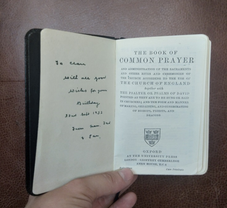 Книга "The book of common prayer" Oxford London