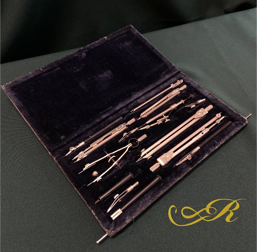 "Готовальня" У15-Л.