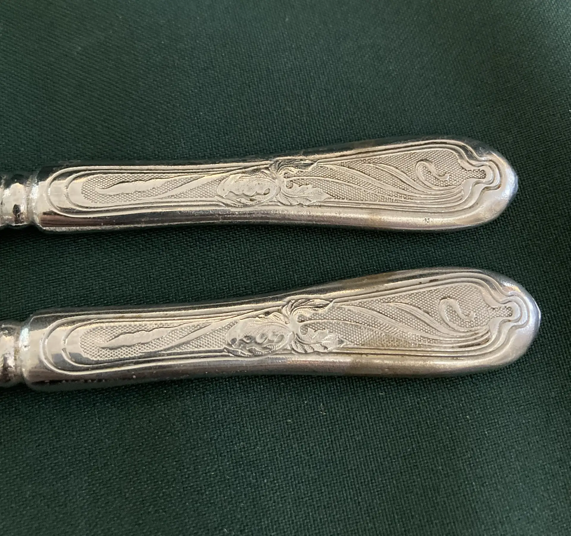 Нож сервировочный 2 шт. Robert Schaaf - Solingen ( с оленем).Германия. Нержавейка.