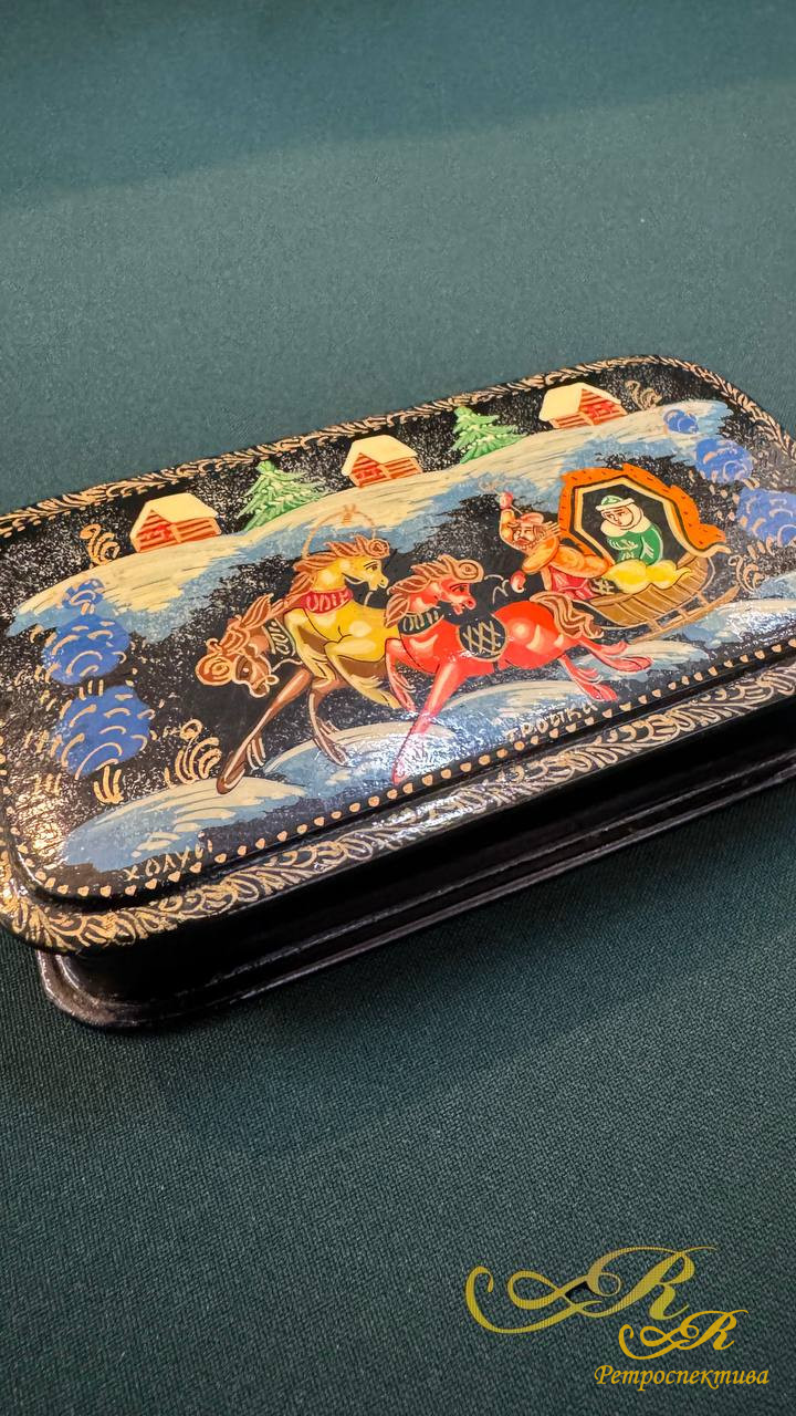 Шкатулка "Тройка". Холуй.