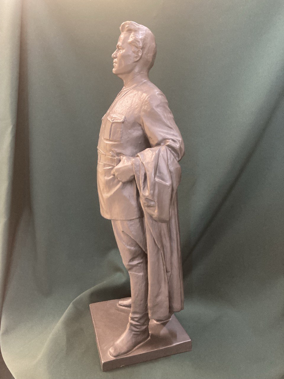 Скульптура "Киров"