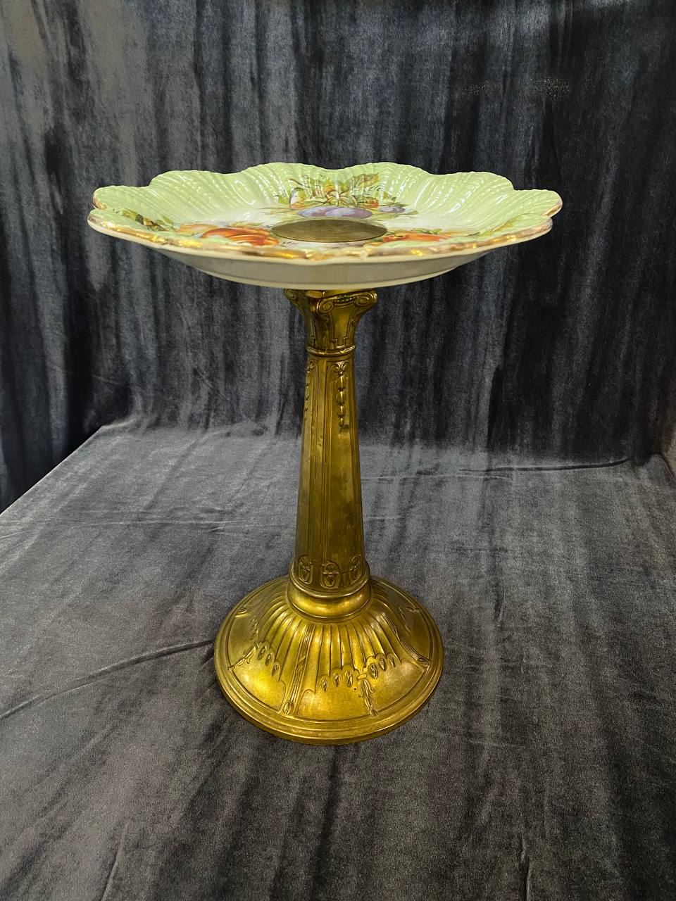 Фарфоровая ваза-фруктовница, Кузнецов, бронза.