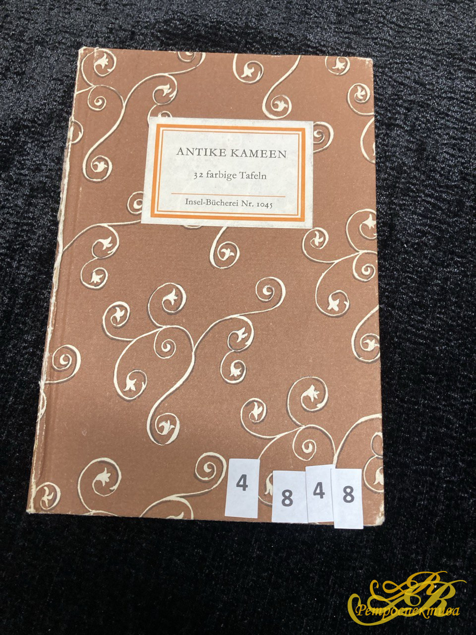 Antike kameen книга на немецком языке. 55 стр.