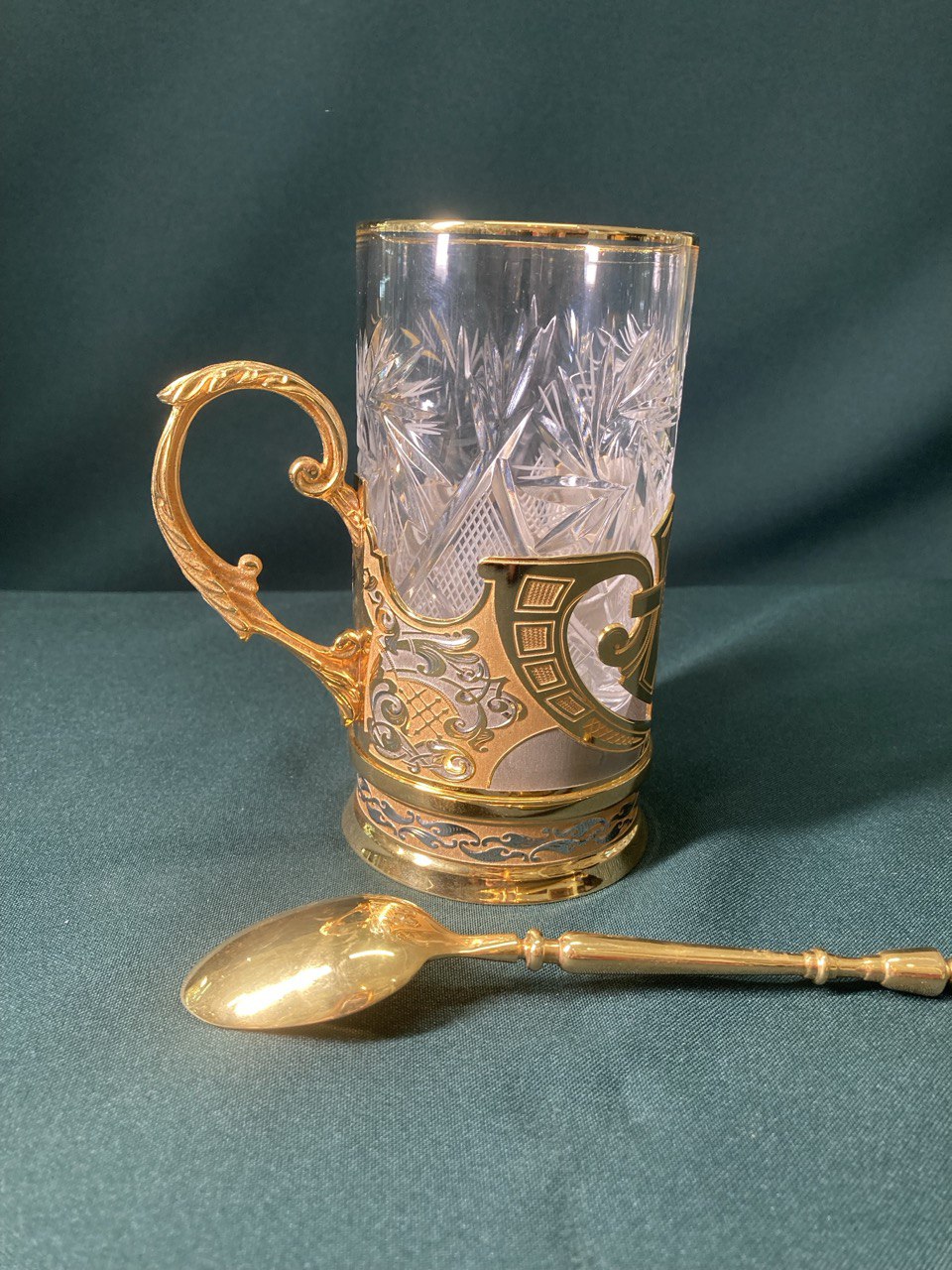 Набор подарочный : подстаканник с ложкой. ЗлатАРМС.