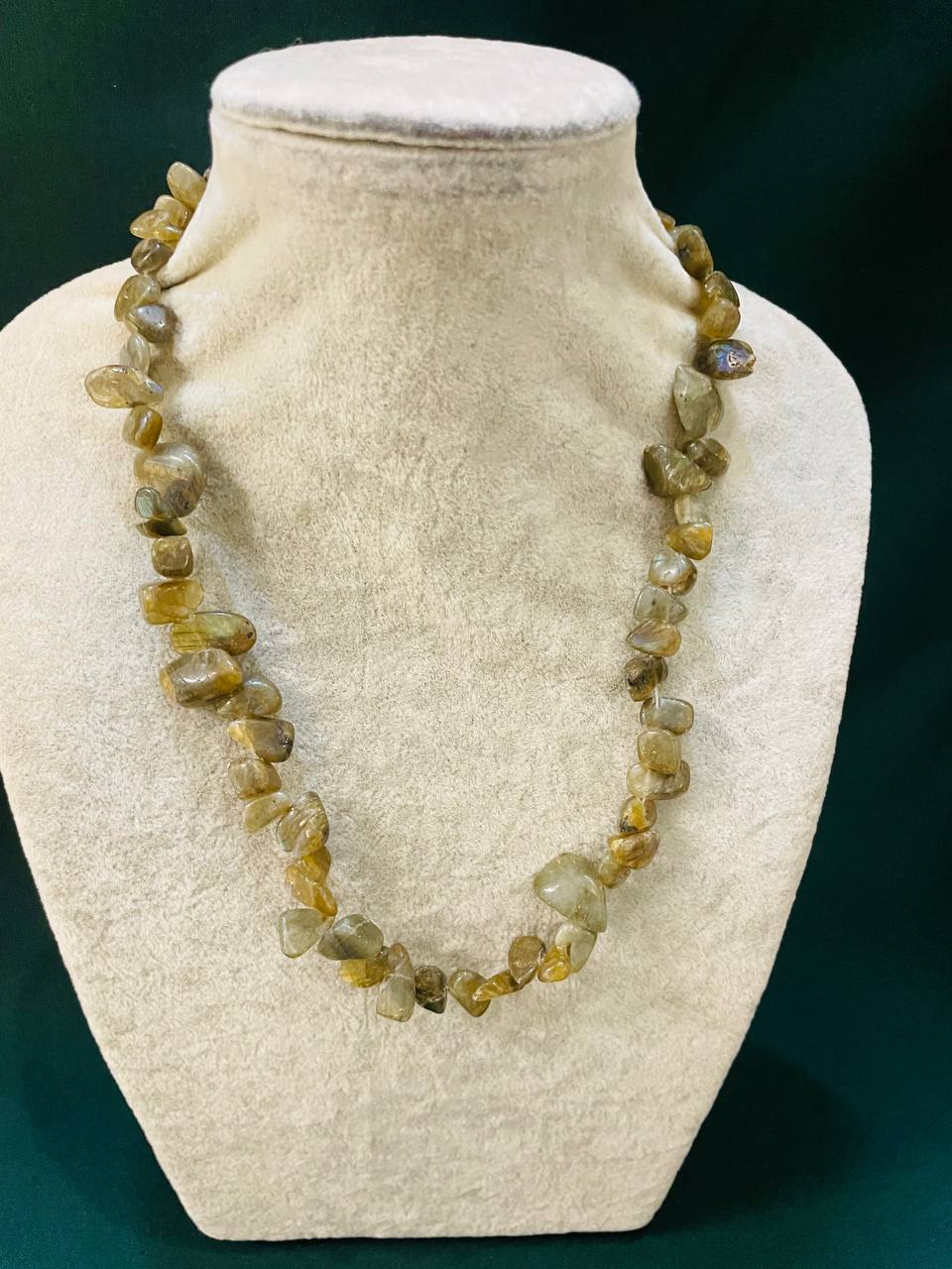 Бусы из минералов