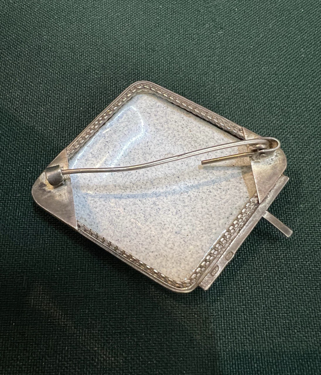 Брошь серебро 925 пр.18,1 гр.  финифть. СССР.