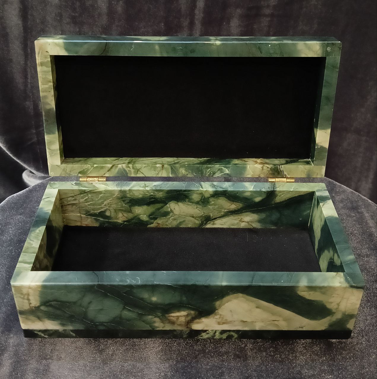 Шкатулка большая яшма (мулдакаевская) 18х9х8см