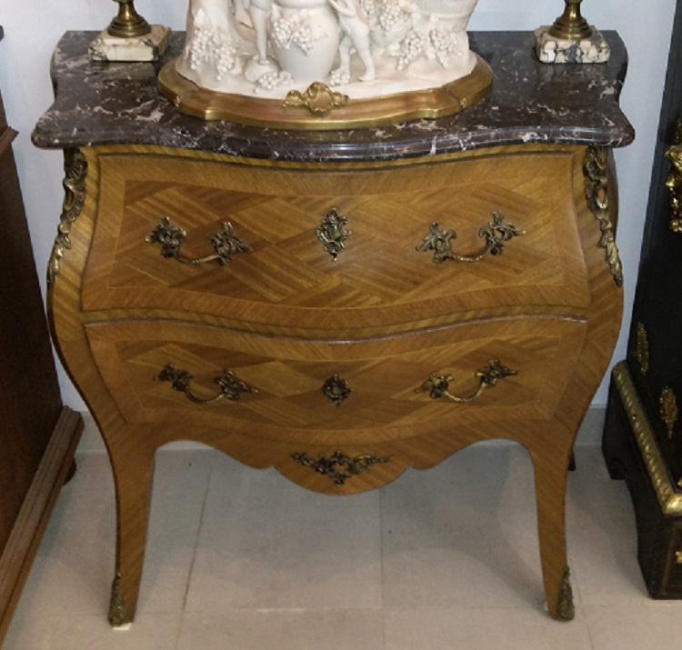 Комод в стиле Рококо, Европа, XIX в.