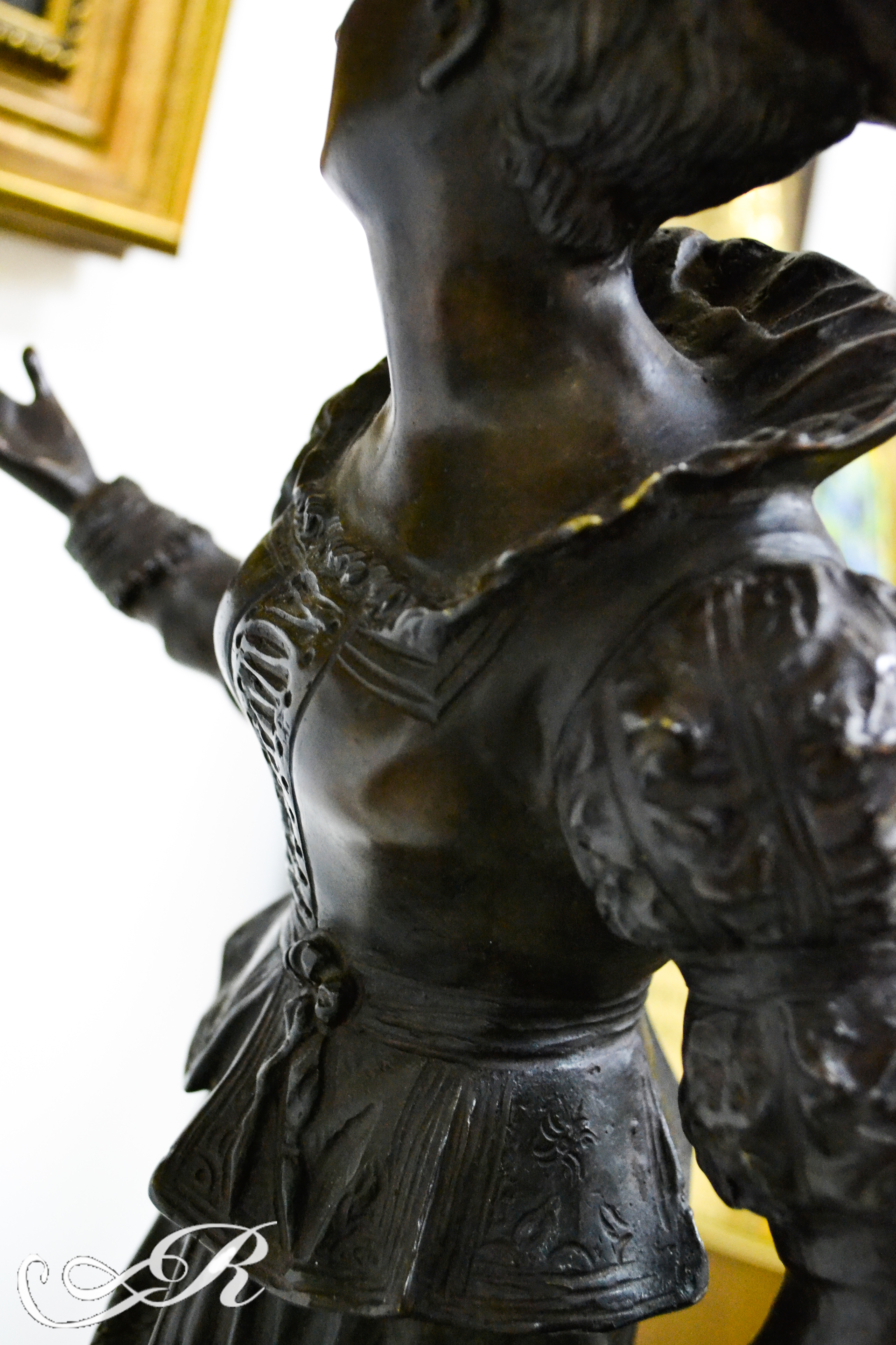 Скульптура «Фрейлина Королевы», Франция, XIX в.