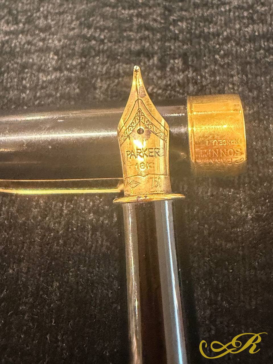 Перьевая ручка Parker Sonnet France, золотое перо 18K (750)
