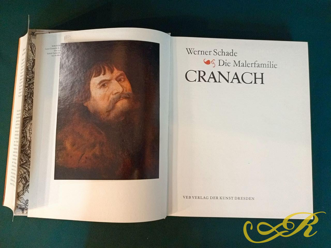   книга Вернера Шаде. фундаментальное исследование, посвященное династии немецких живописцев эпохи Возрождения. Книга впервые была издана в 1974 году в ГДР