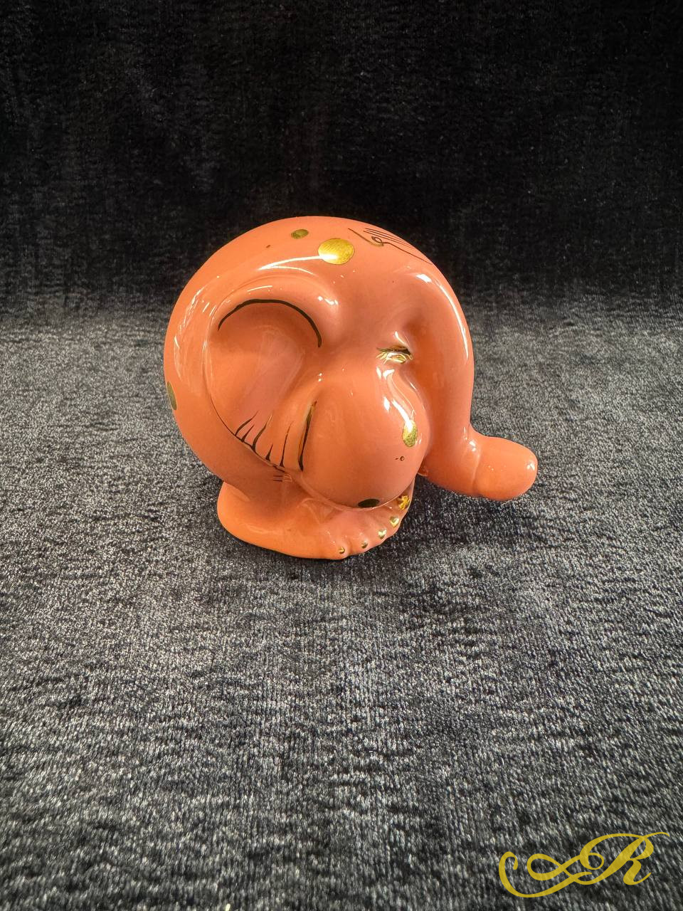 Слоник, фаянсовая статуэтка, золочение.