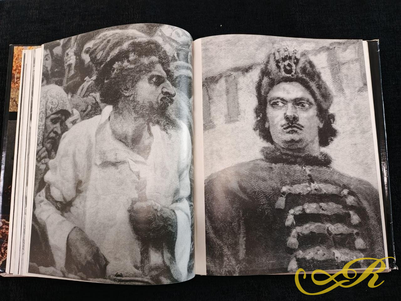  Передвижники. Картины из собрания музеев СССР. Изд. Изобразительное искусство. Москва.