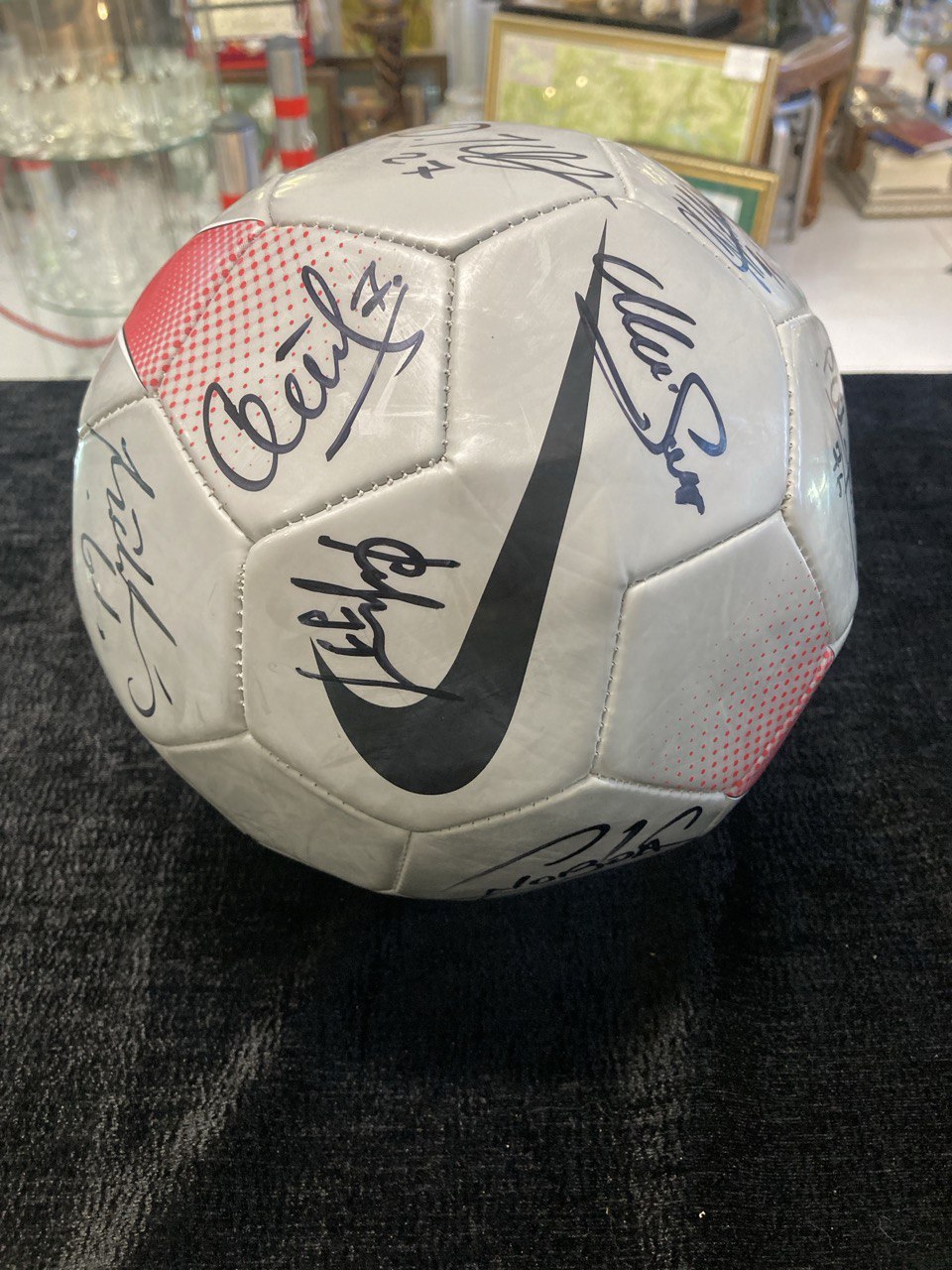 Мяч футбольный  серый, команда Рубин, автографы игроков