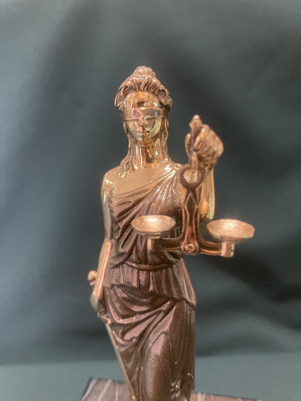 Скульптура "Фемида". Бронза