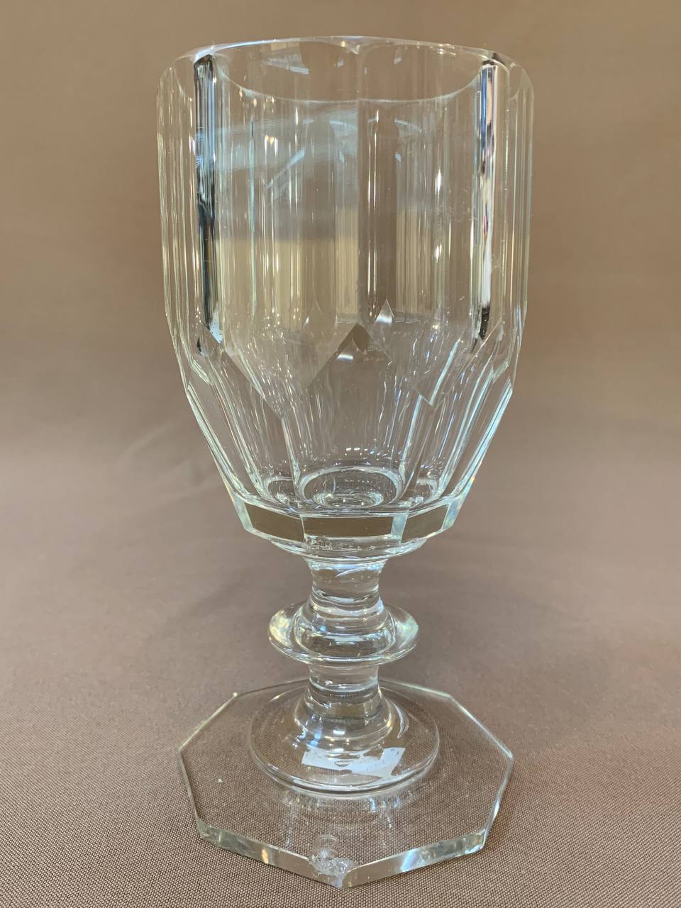 136.Бокалы, Мальцов, 1917 год, встречная грань, фасцетная шлифовка, выдувание, h- 165 мм, объем - 250 мл.