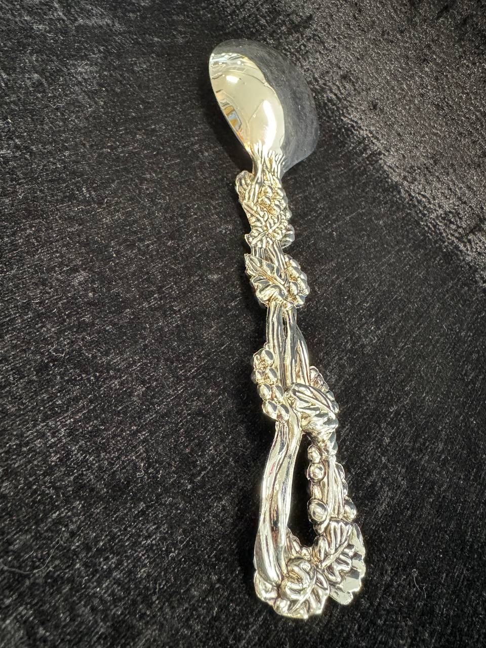  Ложка для салата. Материал: никель с серебрянным покрытием.