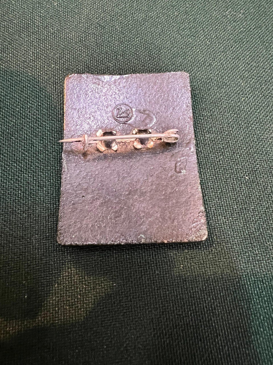 Брошь живопись на металле, сусальное золото. СССР.