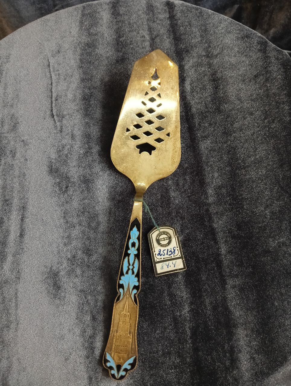 Лопатка для десертов (торта, пирожных), серебро 875 проба, эмаль,1963 г. 84,4 гр, Росювелирторг