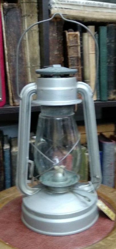 Лампа керосиновая "Летучая мышь"