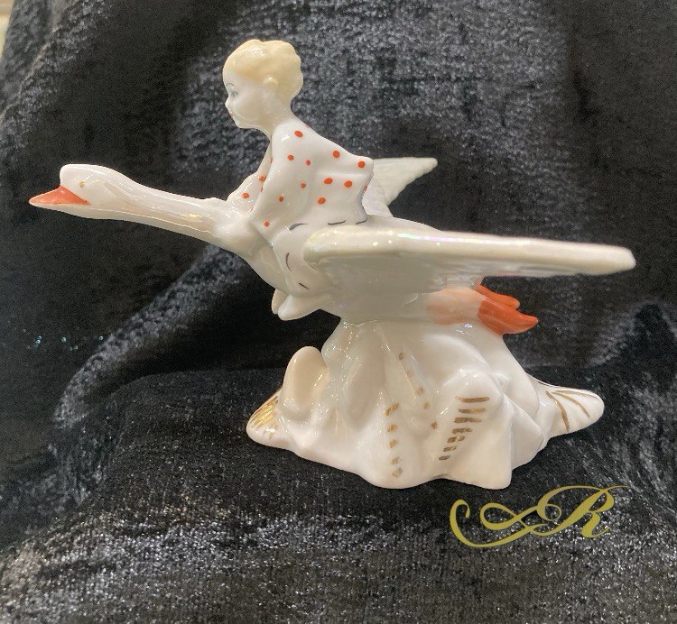 "Гуси - Лебеди" Статуэтка.