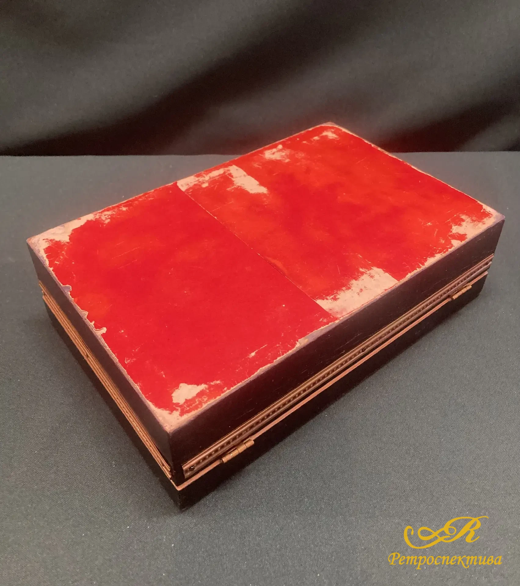  Шкатулка с чеканкой " Конек Горбунок". Дерево. СССР. Винтаж. 