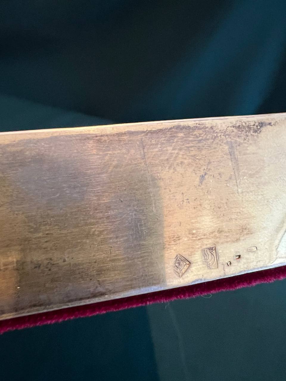 Икона в серебряном окладе Казанской  Пресвятой  Богородицы..