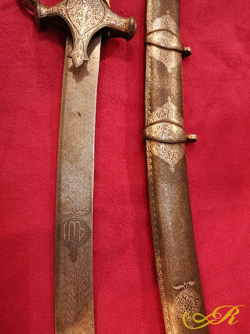 Сабля Персия : 95,5 см, ручка: кость сталь Дамаск, инкрустация серебрение,чернение, травление 