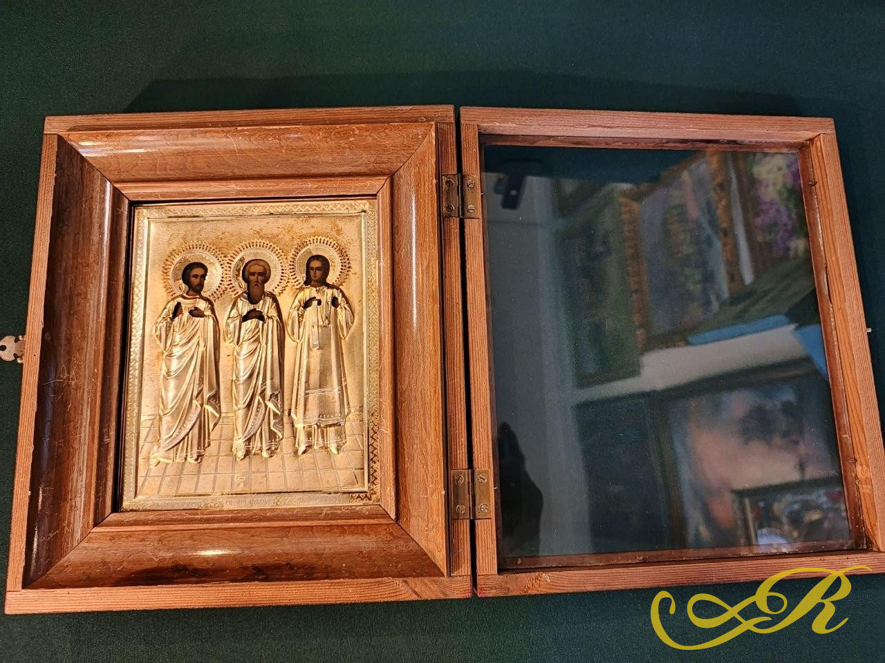 Икона «Святые мученики Гурий, Самон и Авив» в серебряном окладе. Москва, конец XIX – начало XX века